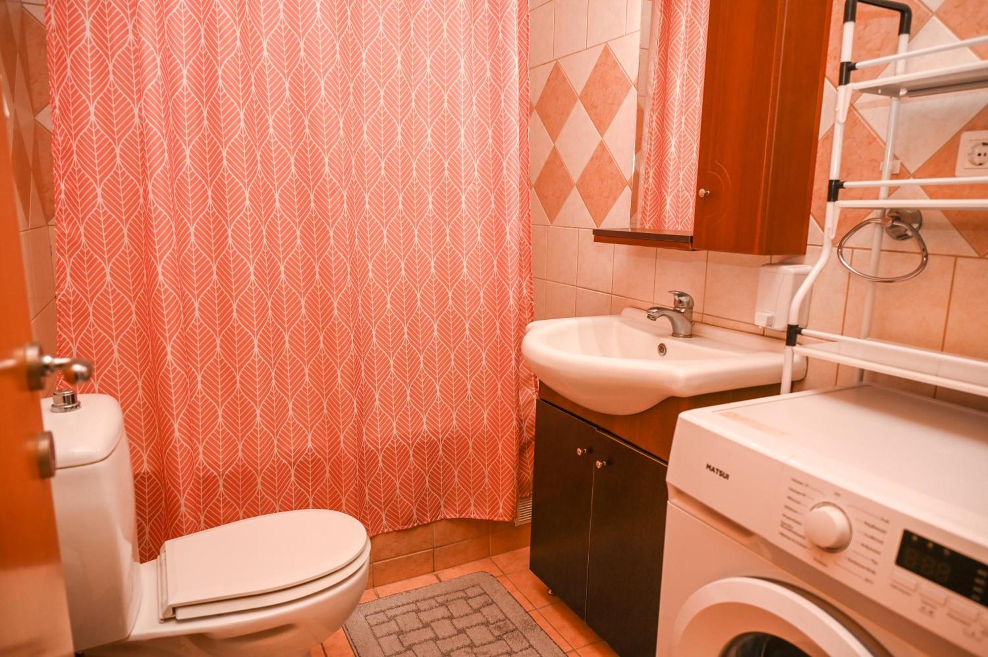 Ohana - 10 Min To Apartment